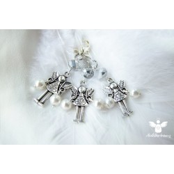 Andělka klíčenka s perličkami